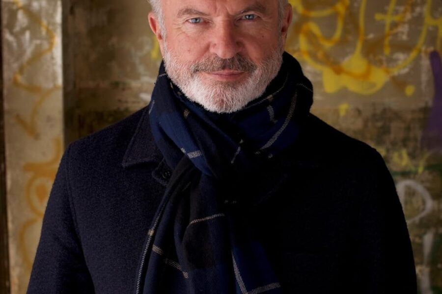 Sam Neill morreu de pneumonia após vencer batalha contra o câncer