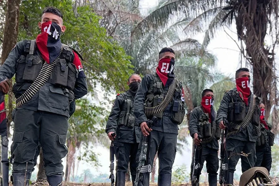 Operação de guerra: Exército da Colômbia invade território de guerrilha e resgata 39 sequestrados