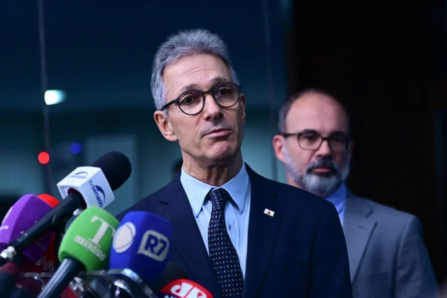 Zema deixa Minas Gerais endividada e patrimônio pessoal dispara em 86%