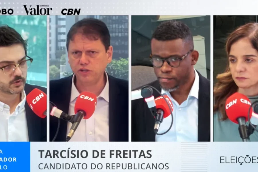 Sabatina de Tarcísio vira palco eleitoral e poupa governador de perguntas incômodas