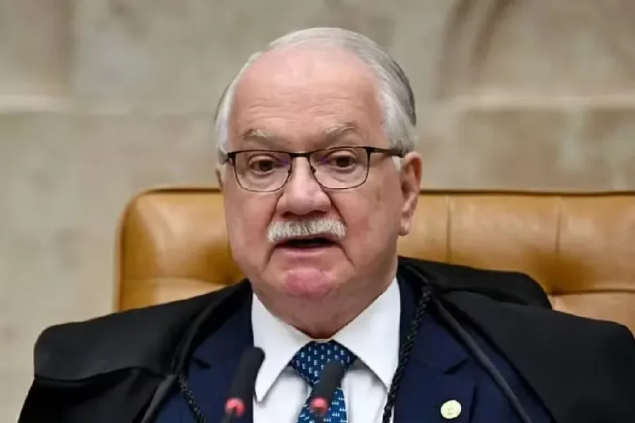 Ministro Edson Fachin pede retirada do sigilo das investigações do caso Master no STF